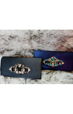 Pochette gioiello blu e nera